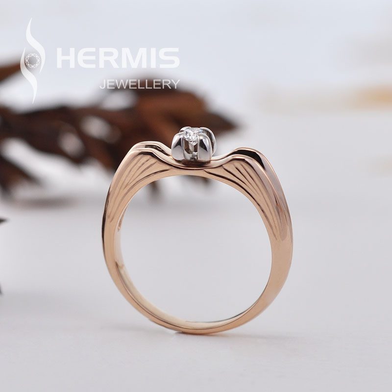 [:lt]Graviruotas sužadėtuvių žiedas su deimantu[:en]Engraved engagement diamond ring[:]