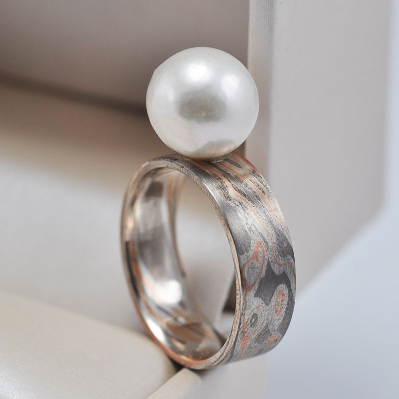 [:lt]Mokume gane žiedas su stambiu perlu[:en]Mokume gane ring with large pearl[:]