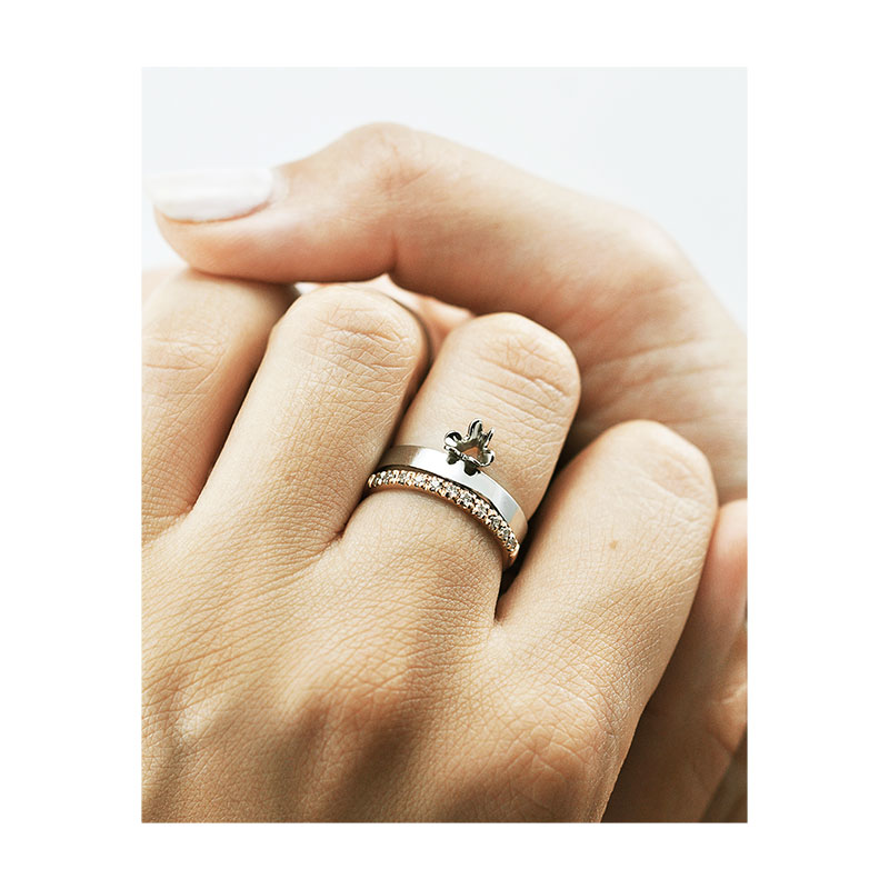 [:lt]Siaura minimalistinė briliantų eilutė[:en]Narrow diamond ring[:]