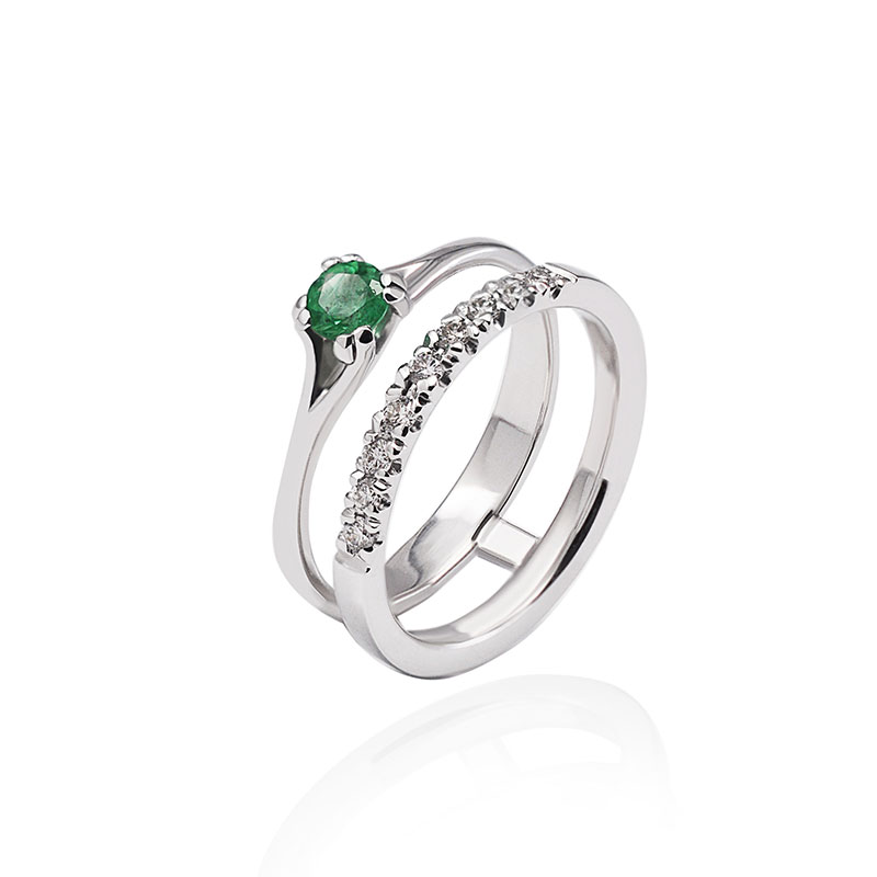 [:lt]Prabangus balto aukso žiedas su smaragdu[:en]White gold ring with emerald[:]