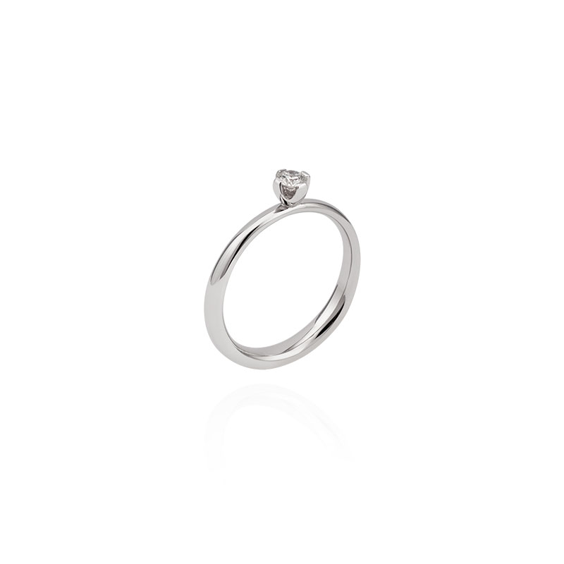 Minimalistinio dizaino žiedas su deimantu P1417