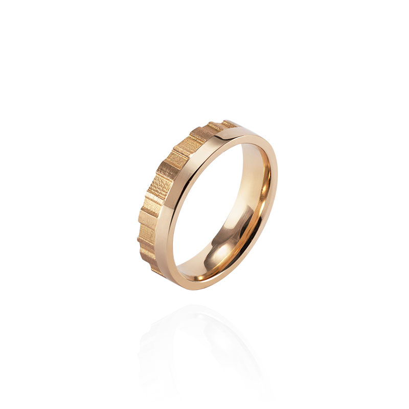 Faktūriškas vestuvinis žiedas iš aukso V1520